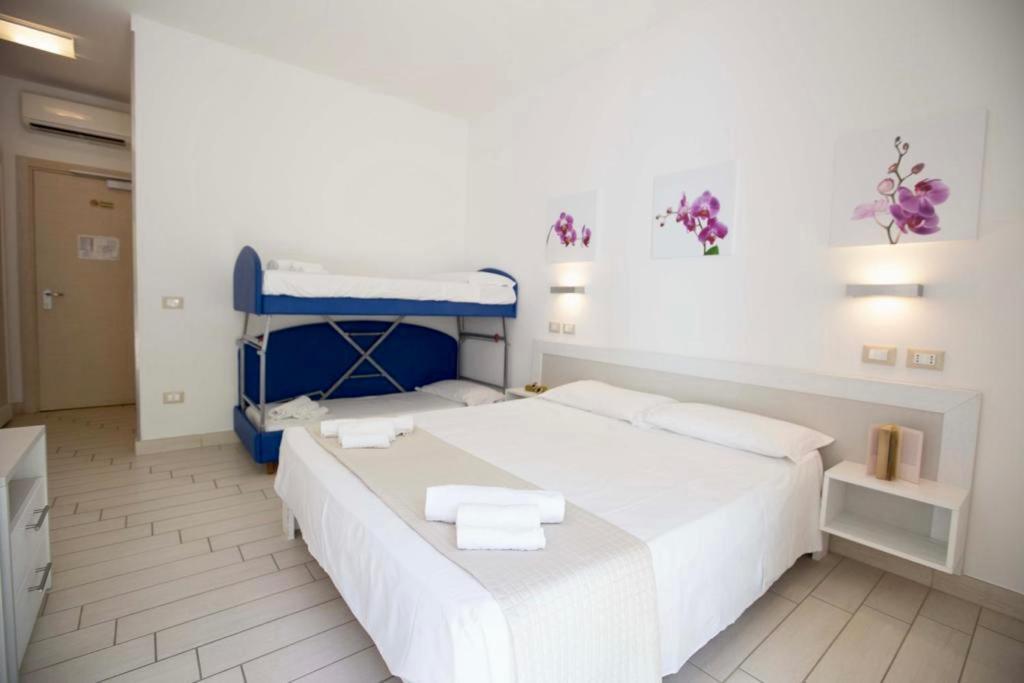 Hotel Elite Cervia Esterno foto