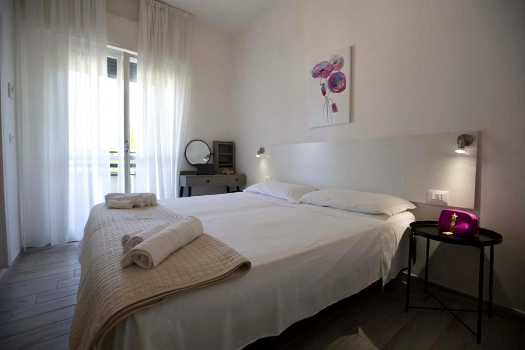 Hotel Elite Cervia Esterno foto