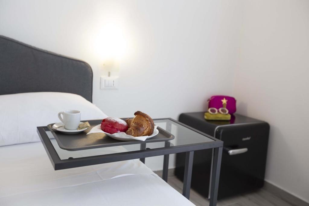 Hotel Elite Cervia Esterno foto