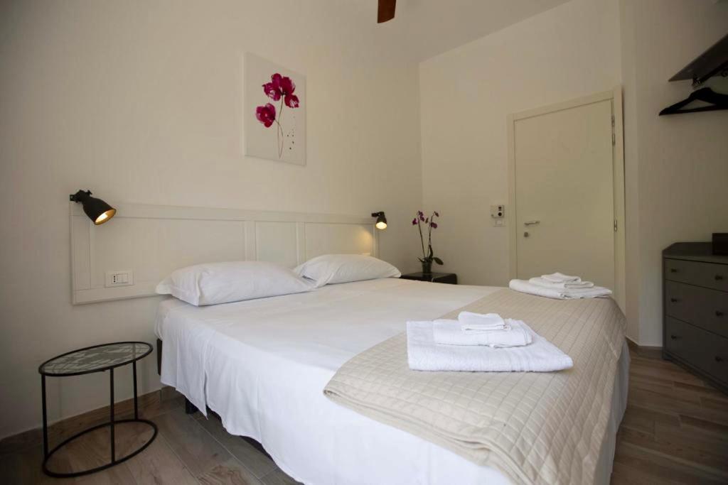 Hotel Elite Cervia Esterno foto