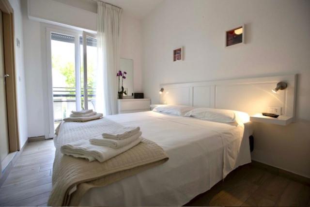 Hotel Elite Cervia Esterno foto