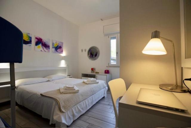 Hotel Elite Cervia Esterno foto